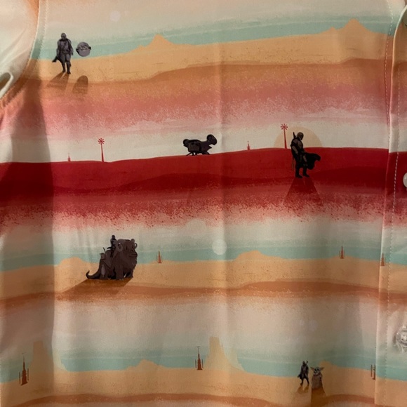 Star Wars Mandalorian “Layers” Men’s Short Sleeve Shirt - Picture 5 of 6